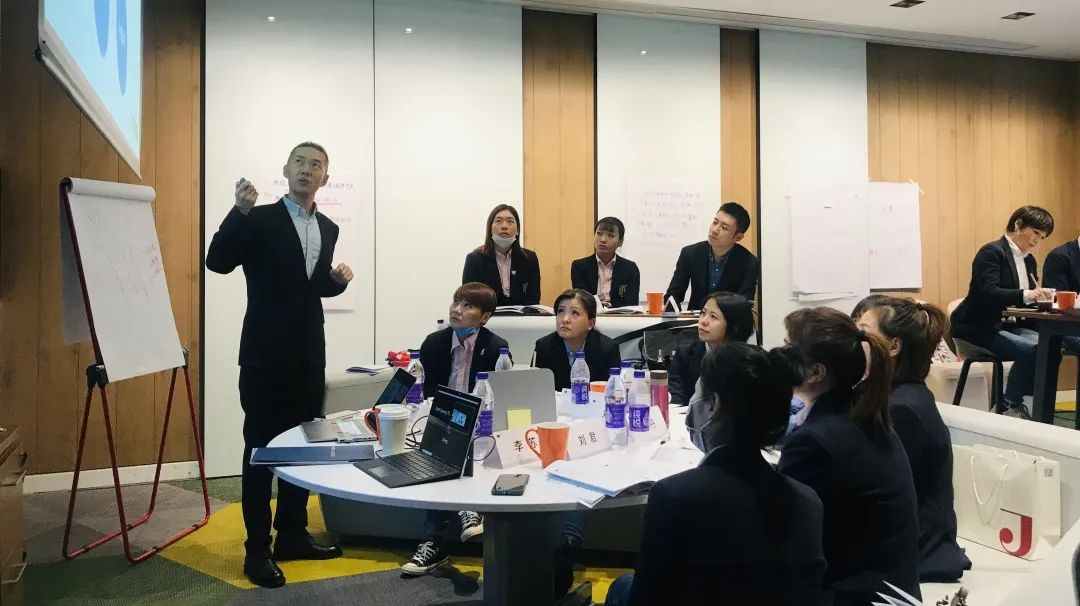 线上课｜ “打造高绩效团队”系列圆桌会，五大模块，报名即将截止！